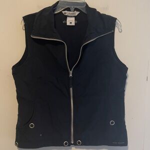 Columbia Women’s Omni-Shade Vest Sleeveless Zip Up Pockets 22